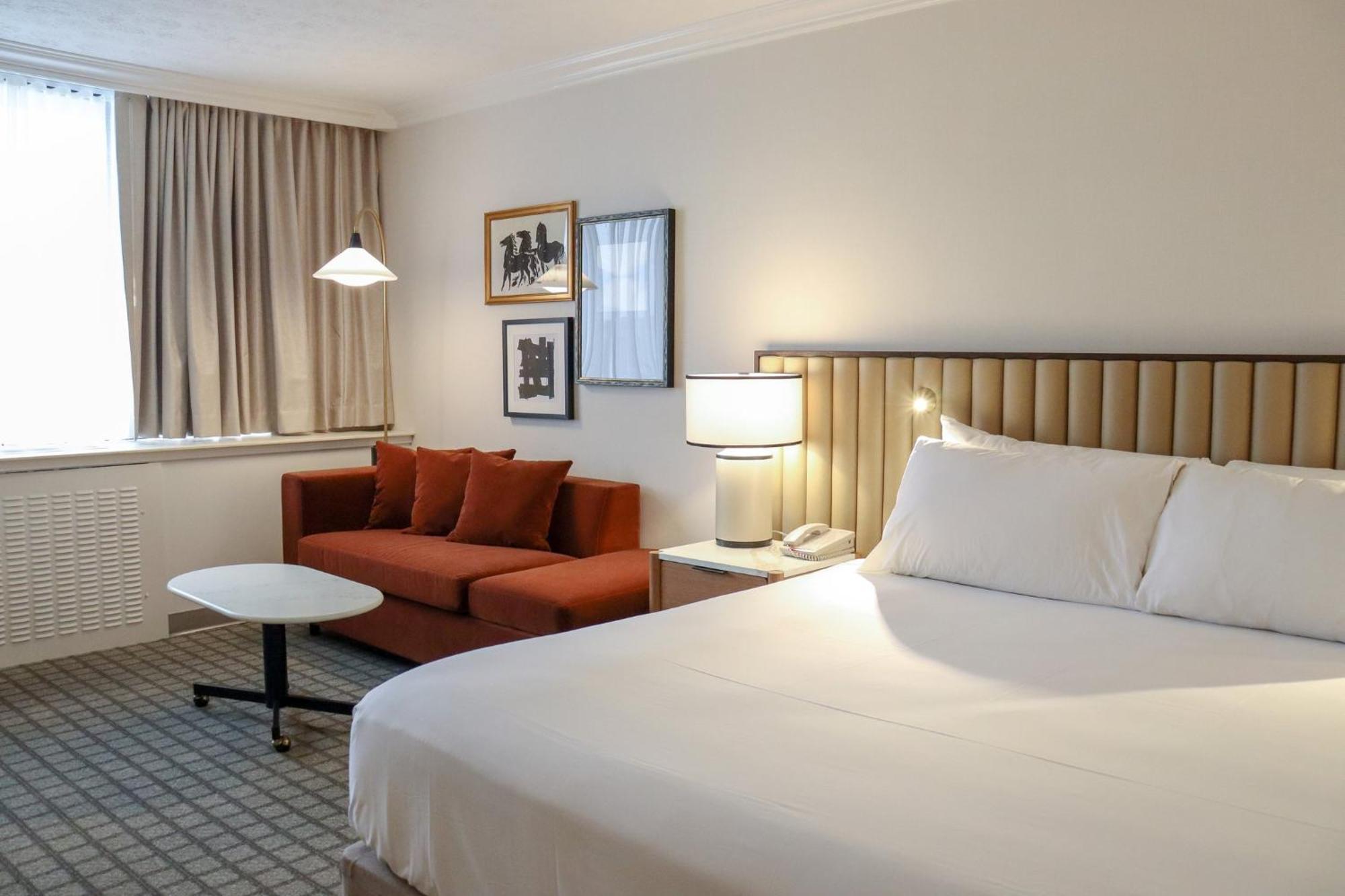 Crowne Plaza Louisville Airport Expo Ctr By Ihg Екстериор снимка