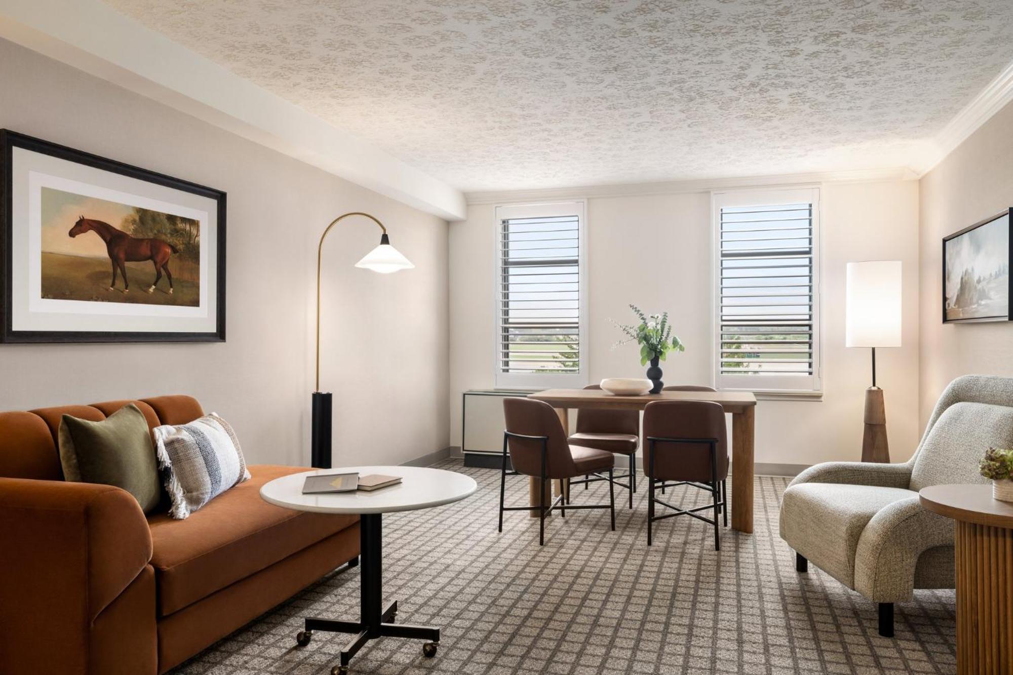 Crowne Plaza Louisville Airport Expo Ctr By Ihg Екстериор снимка