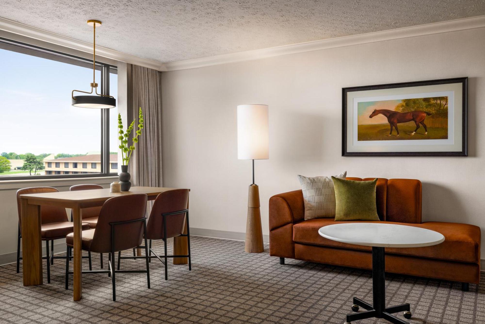 Crowne Plaza Louisville Airport Expo Ctr By Ihg Екстериор снимка