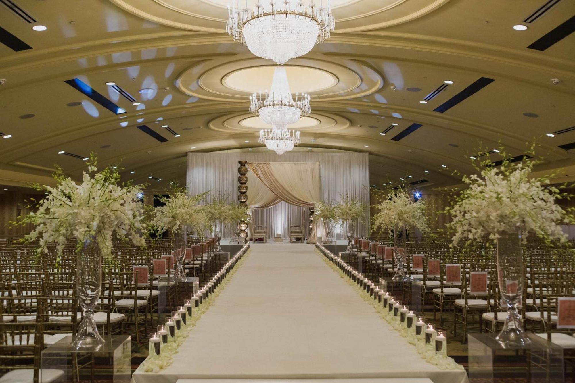 Crowne Plaza Louisville Airport Expo Ctr By Ihg Екстериор снимка